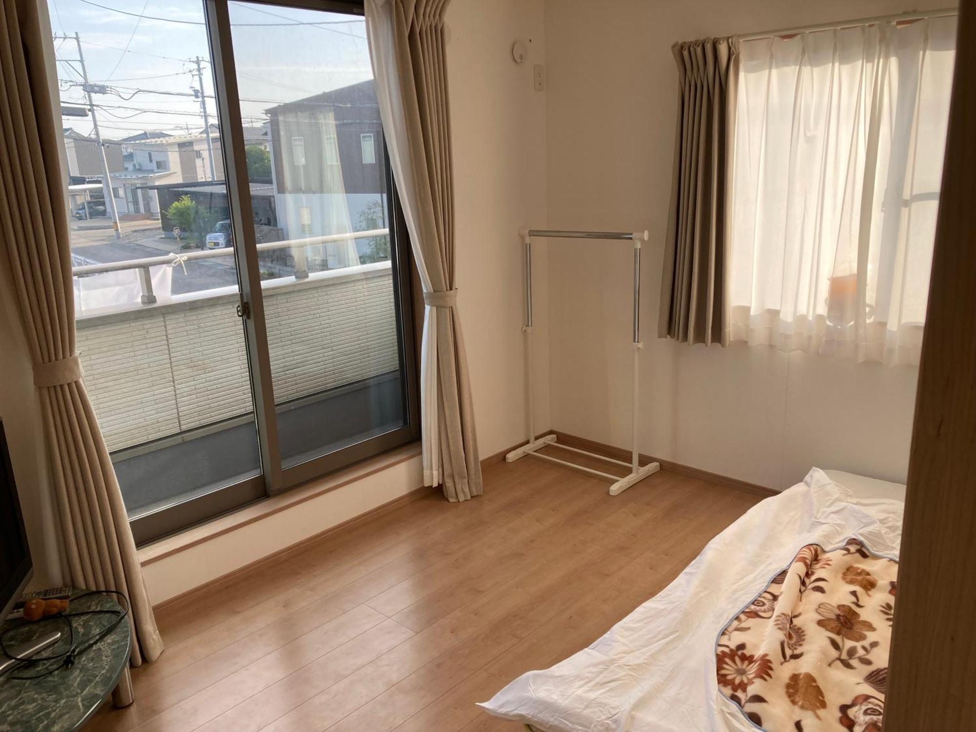 オルちゅーばーハウス#Youtuberオーナー滞在型#一軒家の各部屋をご提供#内鍵ありoruchuba House Fukui Exterior photo